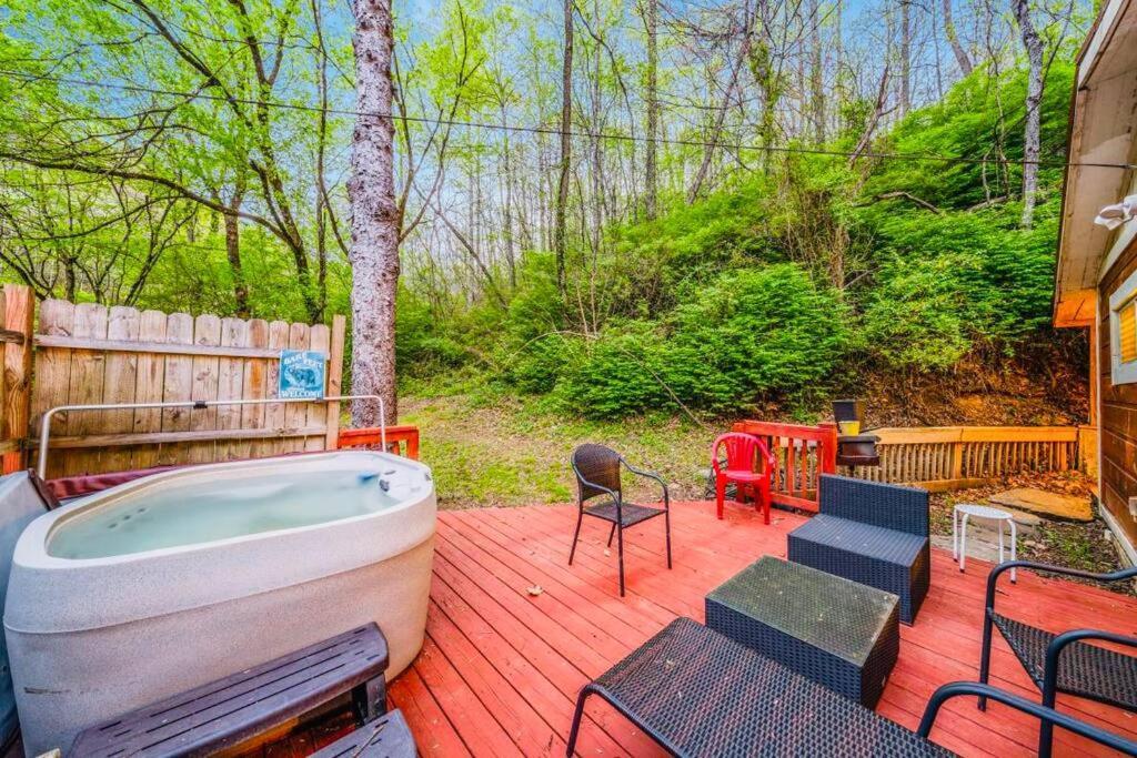 Cozy Cub Mountain Escape Villa Gatlinburg Eksteriør billede